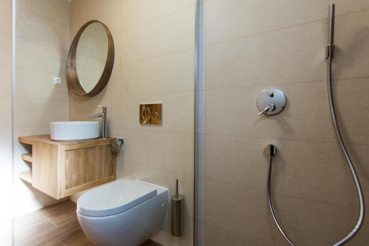 Apartments Basilea Biograd Na Moru Ngoại thất bức ảnh