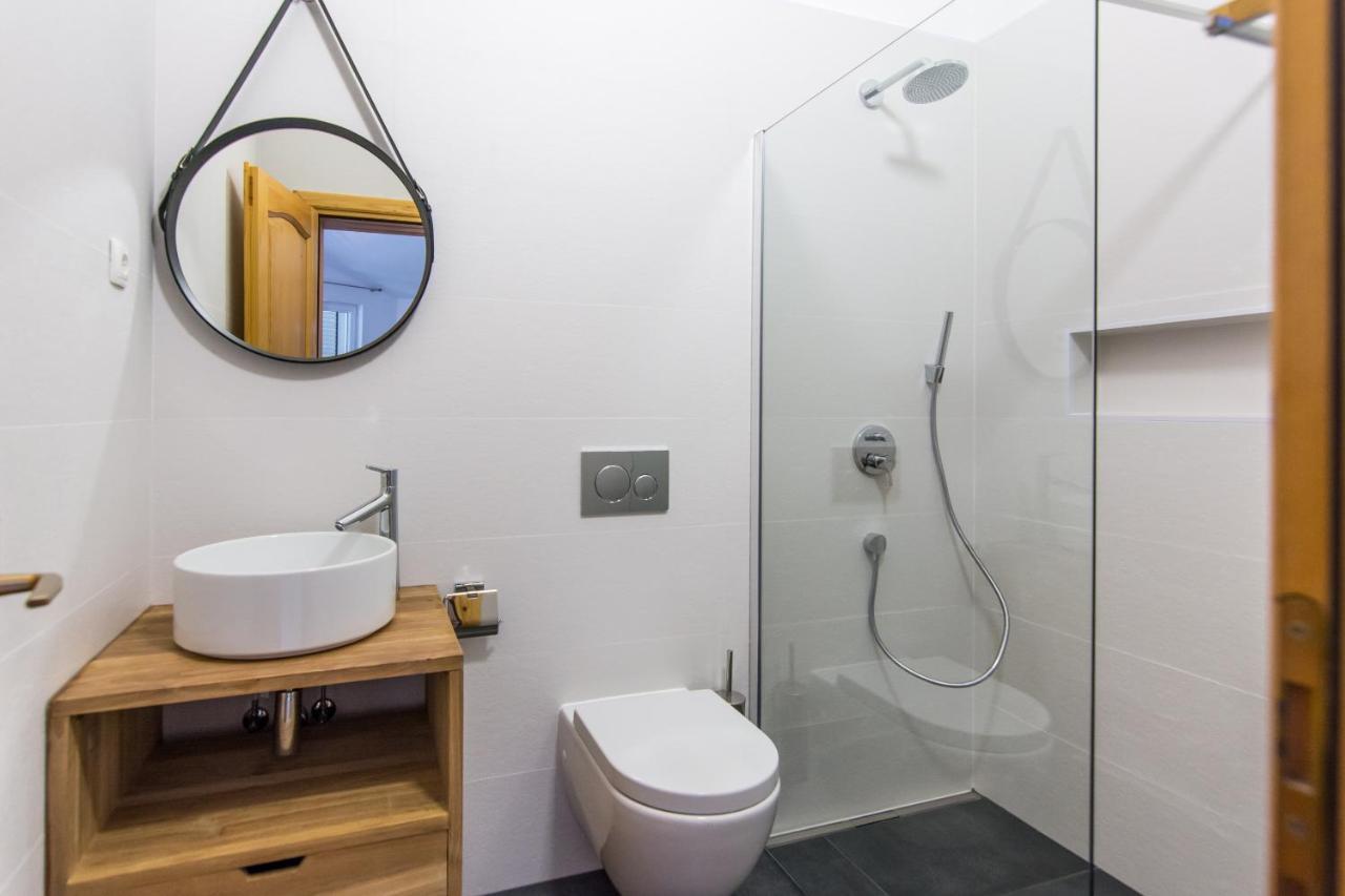 Apartments Basilea Biograd Na Moru Ngoại thất bức ảnh