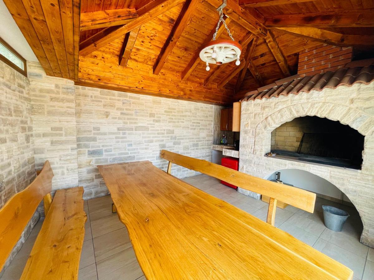 Apartments Basilea Biograd Na Moru Ngoại thất bức ảnh