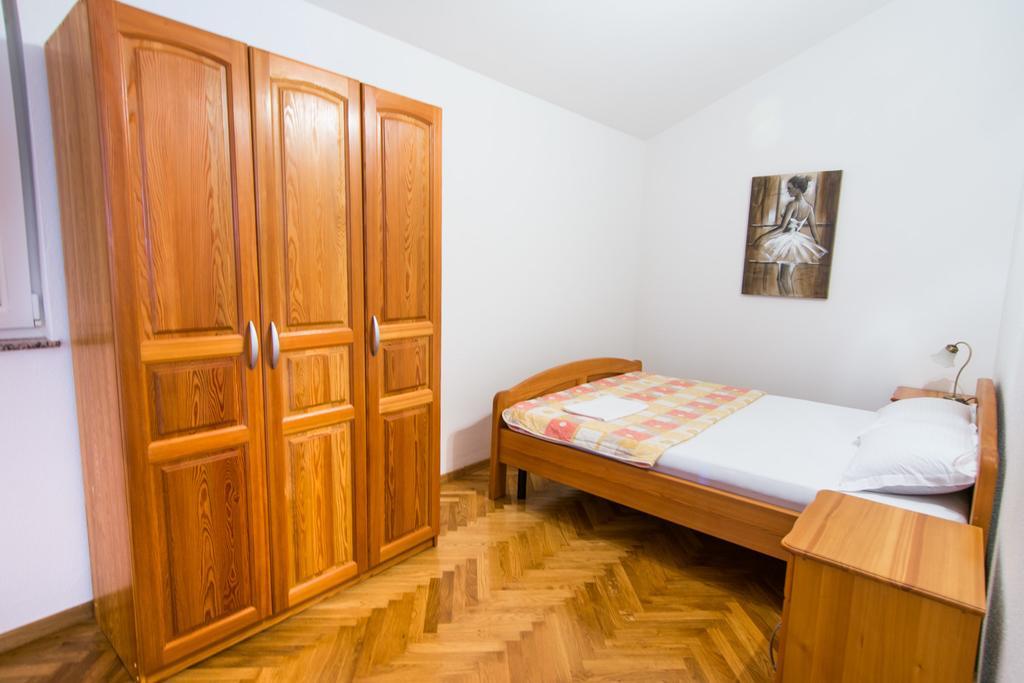 Apartments Basilea Biograd Na Moru Phòng bức ảnh