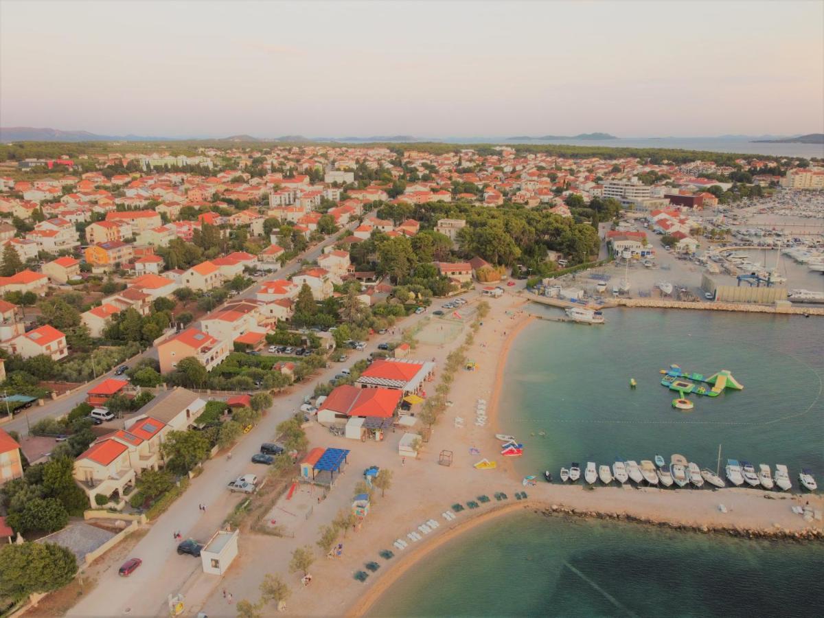 Apartments Basilea Biograd Na Moru Ngoại thất bức ảnh